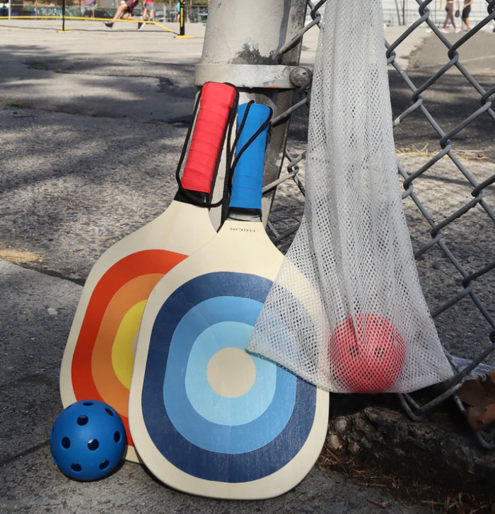 PICKLEBALL SET by Kikkerland
