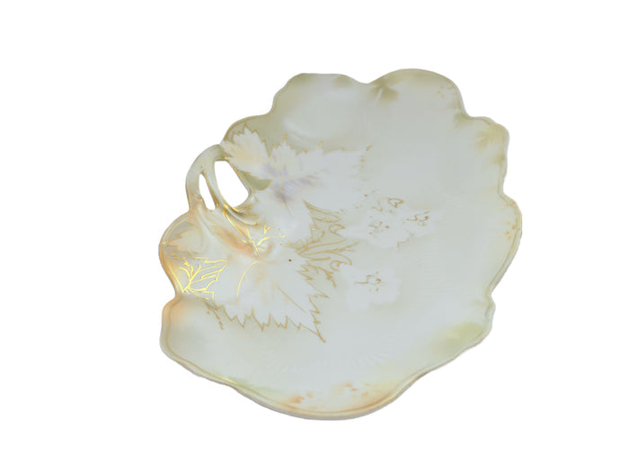 RS Prussia Porcelain Single Handle Tray Early Years Art Nouveau Period Surreal Leaves & Flowers