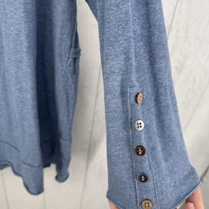 XL button down 3/4 slv top